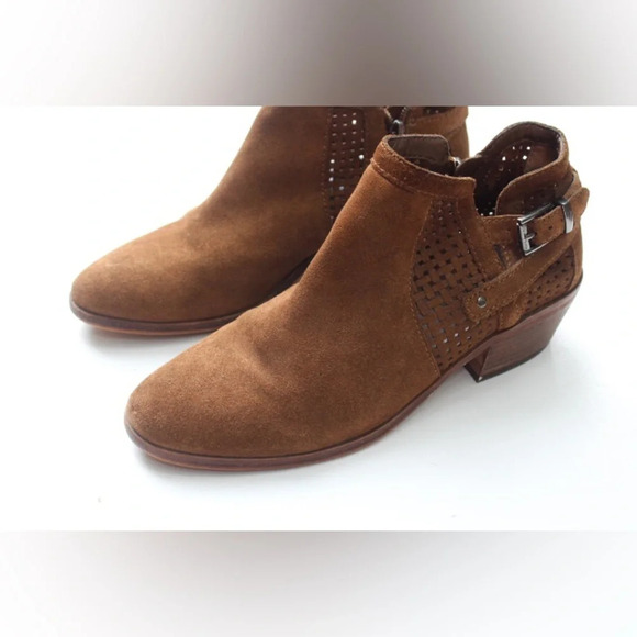 Vince Camuto ankle boots - Picture 11 of 12